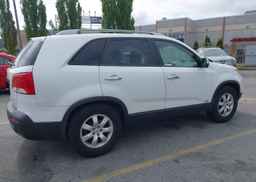 2012 KIA SORENTO LX