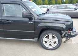 2010 JEEP PATRIOT SPORT