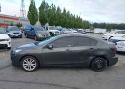2010 MAZDA 3 S