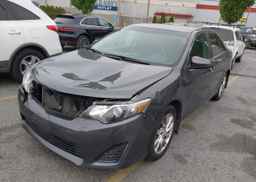 2013 TOYOTA CAMRY