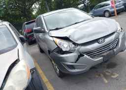 2011 HYUNDAI TUCSON GL