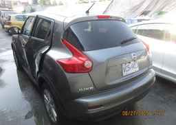 2011 NISSAN juke