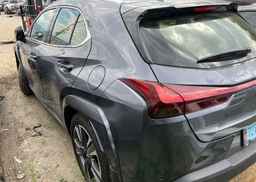 2025 LEXUS UX 300H