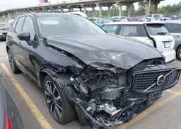 2025 VOLVO XC60 PLUS