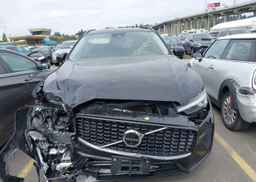 2025 VOLVO XC60 PLUS