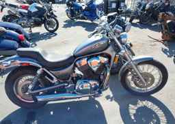 2009 SUZUKI VS1400