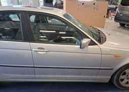 2002 BMW 325I