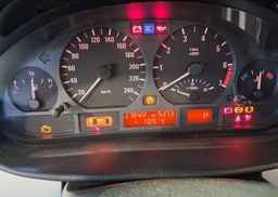 2002 BMW 325I
