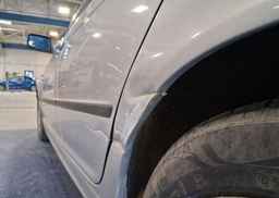 2002 BMW 325I