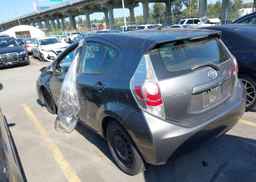 2014 TOYOTA Prius c