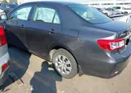 2011 TOYOTA COROLLA S