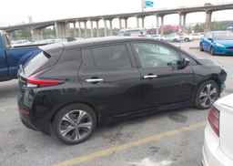 2018 NISSAN LEAF