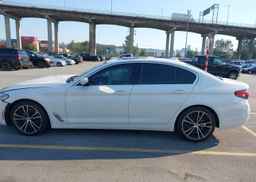 2021 BMW 530 XI