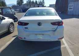 2023 MAZDA 3 SELECT
