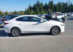 2023 MAZDA 3 SELECT