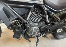 2015 DUCATI SCRAMBLER 800