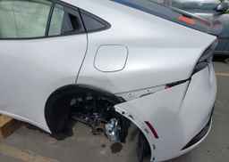 2025 TOYOTA PRIUS