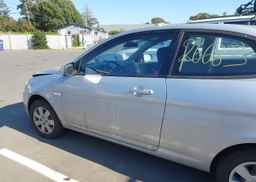 2011 HYUNDAI ACCENT SE