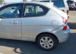 2011 HYUNDAI ACCENT SE