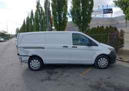 2018 MERCEDES-BENZ METRIS