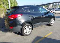 2015 HYUNDAI TUCSON GLS