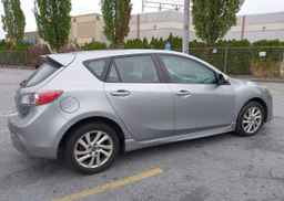 2013 MAZDA 3 I