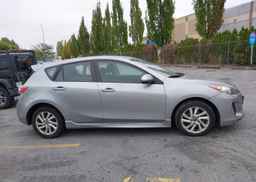 2013 MAZDA 3 I