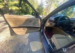2006 BMW 325XI