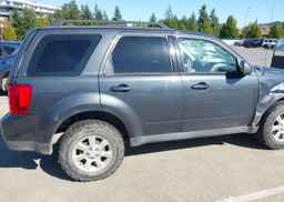 2010 MAZDA TRIBUTE I