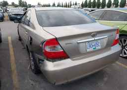 2002 TOYOTA CAMRY LE