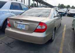 2002 TOYOTA CAMRY LE