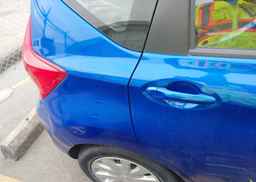 2014 NISSAN VERSA