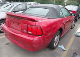 2001 FORD MUSTANG