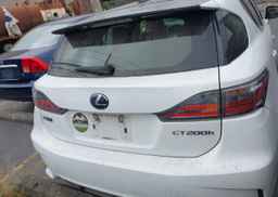 2015 LEXUS CT 200