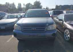 2004 TOYOTA HIGHLANDER LIMITED