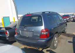 2004 TOYOTA HIGHLANDER LIMITED