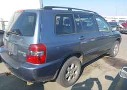 2004 TOYOTA HIGHLANDER LIMITED