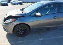 2014 KIA FORTE