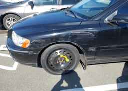 2006 VOLVO V70