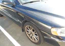 2006 VOLVO V70