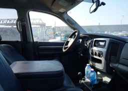 2005 DODGE RAM 3500 ST