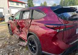 2025 TOYOTA HIGHLANDER HYBRID XLE