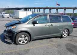 2012 TOYOTA SIENNA LE