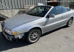 2000 VOLVO C70