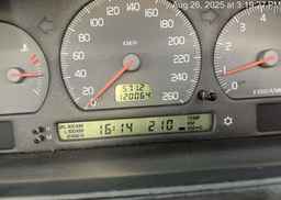 2000 VOLVO C70