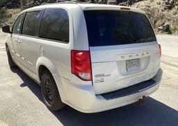 2012 DODGE GRAND CARAVAN SE