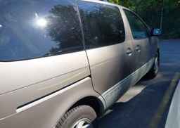 1999 TOYOTA SIENNA LE