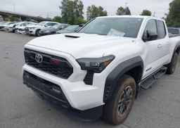 2024 TOYOTA TACOMA DOUBLE CAB