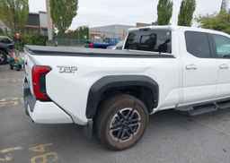 2024 TOYOTA TACOMA DOUBLE CAB