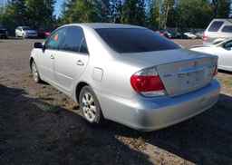 2005 TOYOTA CAMRY